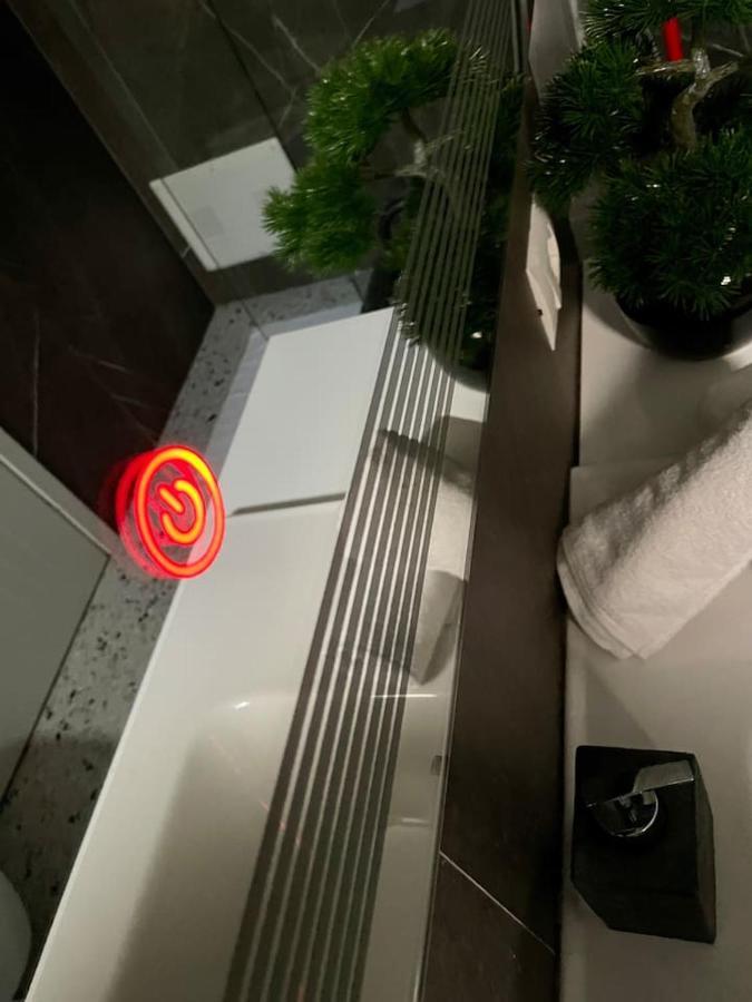 3D Apartament / Tirana City Center Buitenkant foto